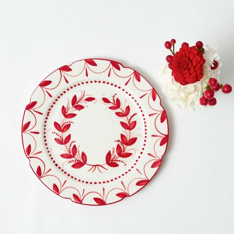 Elizabeth Red Garland Dinner Plate Crockery